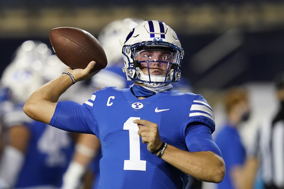 BYU QB Zach Wilson warming up